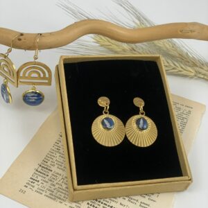 boucles d'oreilles
